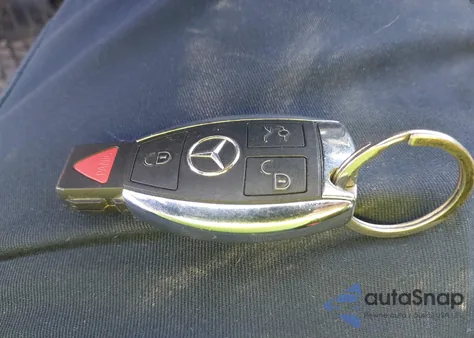 2017 Mercedes-Benz C 300 4Matic/Luxury 4Matic/Sport 4Matic из США, поврежденный, VIN WDDWF4KB2HR259410